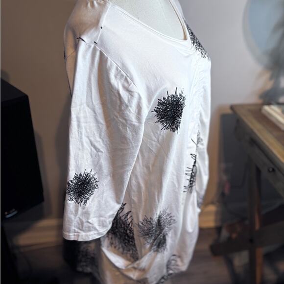 Tulip Clothing Murray Ivory Scribble Tunic by Snapdragon & Twig Size Small - Picture 6 of 8